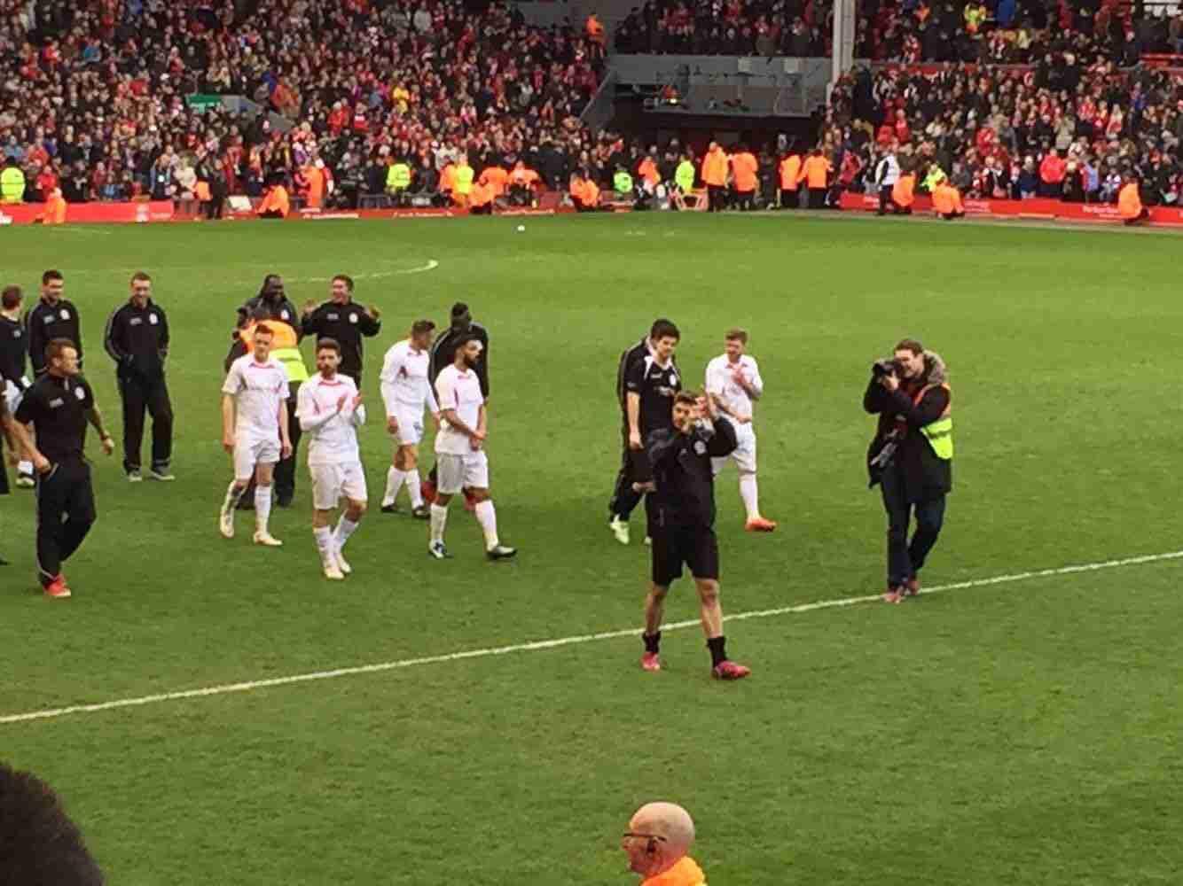 塔雷：恩昆库和莱奥还是第一次搭档，训练中他们配合得还不错（塔雷：恩昆库与莱奥首度联手，训练配合表现不俗）