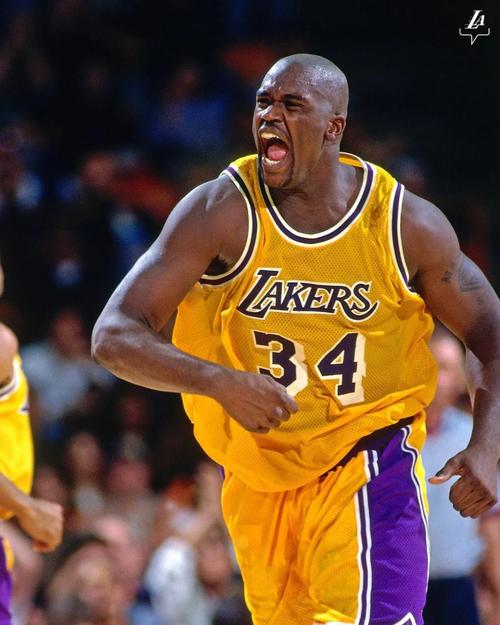 切尔西逆转大戏点燃斯坦福桥（斯坦福桥沸腾：切尔西上演惊天逆转）