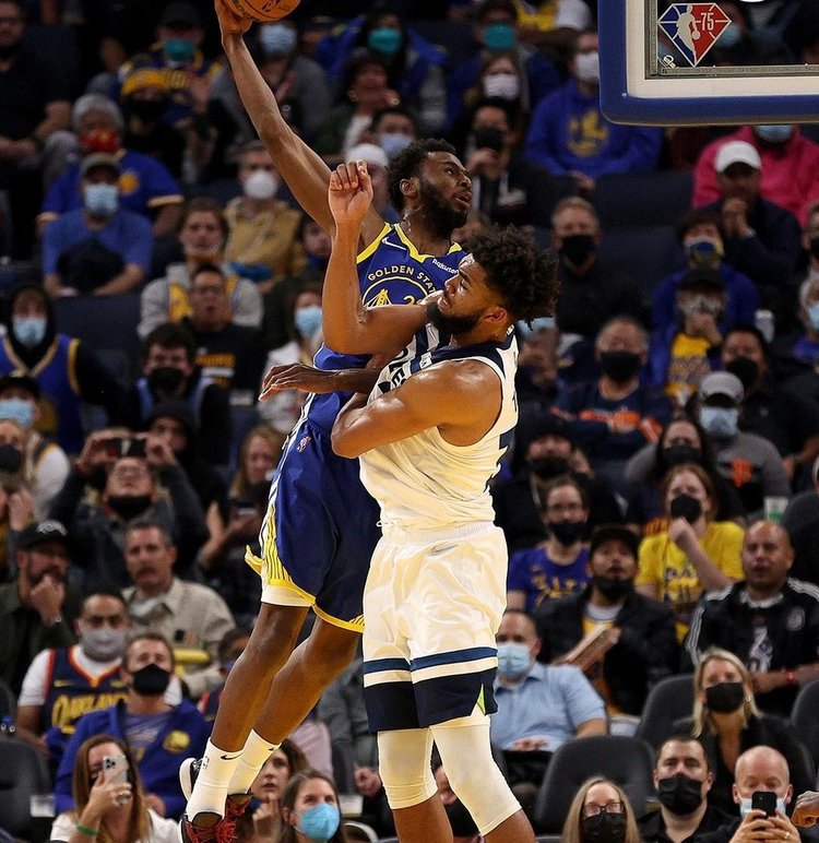 那不勒斯vs亚特兰大：麦克托米奈、霍伊伦首发，卢克曼、德凯特拉雷出战（那不勒斯对阵亚特兰大：麦克托米奈、霍伊伦先发，卢克曼与德凯特拉雷登场）