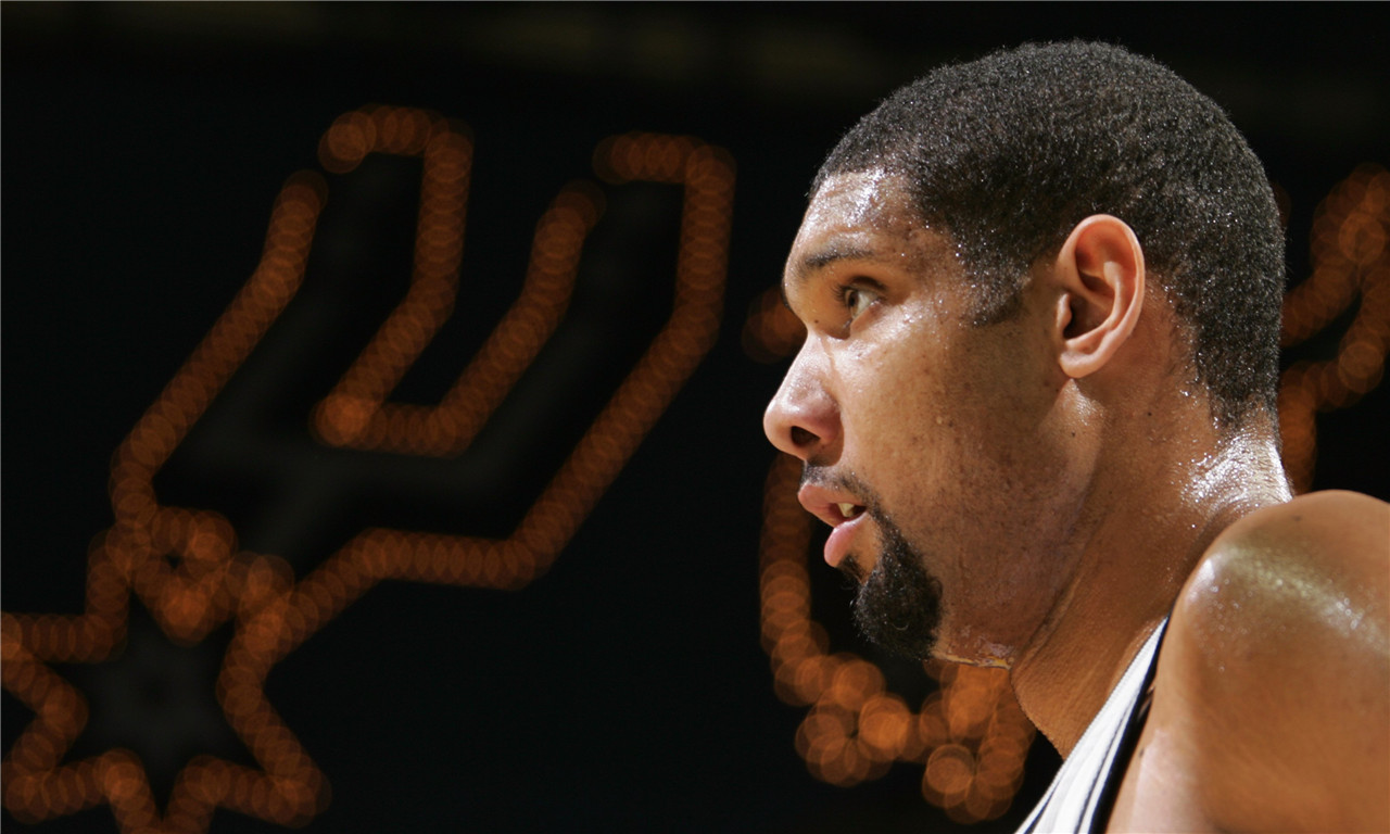 英超：阿森纳客场3-1击败诺维尔（英超战报：阿森纳客场3-1力克诺维尔）