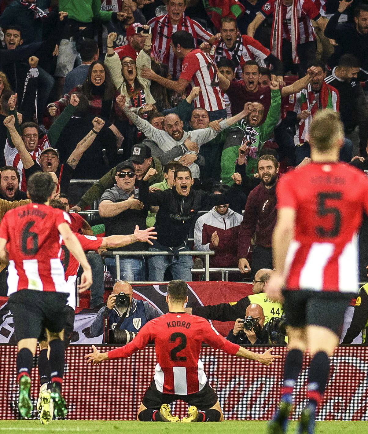 记者：维尼修斯续约谈判失败，皇马设定1.5亿欧初始转会费（记者称维尼修斯续约告吹，皇马标价1.5亿欧起始转会费）