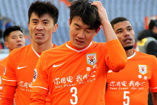 澳超官方：塔拉伊、萨拉斯当选10月／11月最佳教练／球员（澳超官宣：塔拉伊、萨拉斯荣膺10-11月最佳教练与最佳球员）