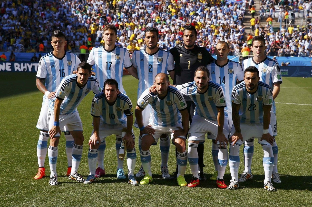 阿门：KD最好的点是他希望年轻人领导球队 他不希望我们总依赖他（阿门：KD的最大优点是扶持年轻人成为领袖 他不想我们一直依赖他）